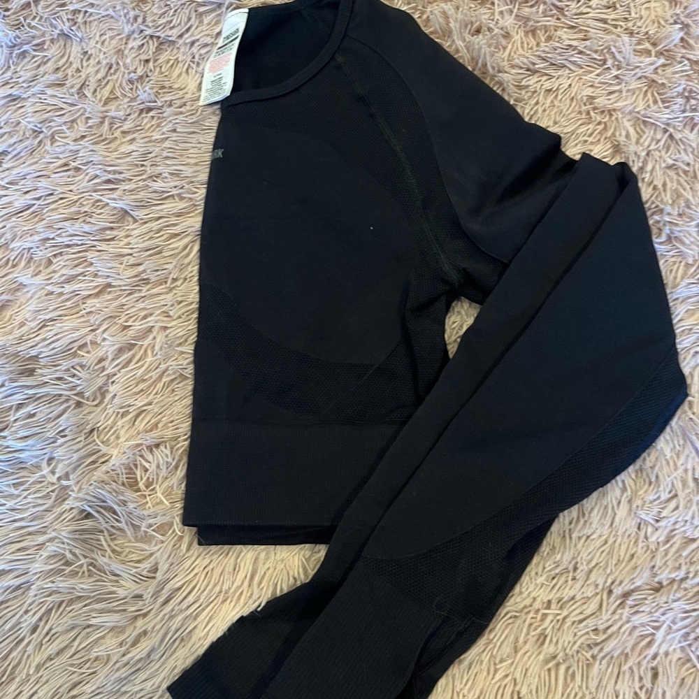 Gymshark Black Long Sleeve Top